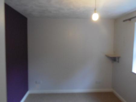 2 bedroom Terraced House to let in Oak Close, Basingstoke, RG21