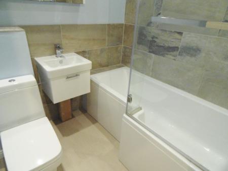 2 bedroom Terraced House to let in Oak Close, Basingstoke, RG21