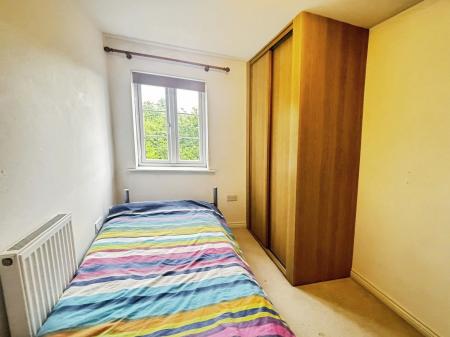 3 bedroom Detached house for sale in Taplin Close, Basingstoke, RG24