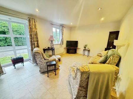 3 bedroom Detached house for sale in Taplin Close, Basingstoke, RG24