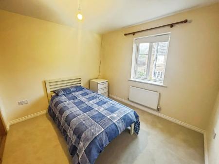 3 bedroom Detached house for sale in Taplin Close, Basingstoke, RG24