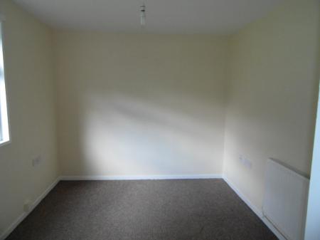 3 bedroom Terraced House to let in Melrose Walk, Basingstoke, RG24