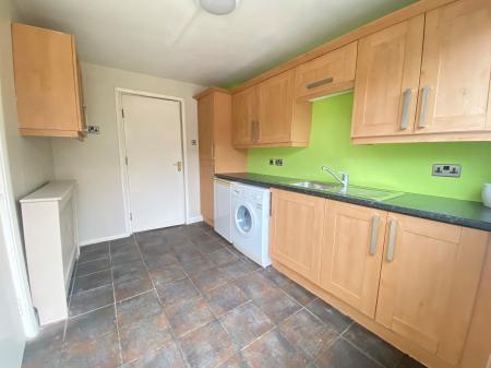 4 bedroom Detached house to let in Thumwood, Chineham, RG24