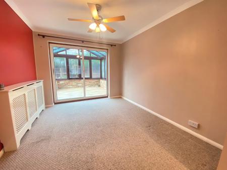 4 bedroom Detached house to let in Thumwood, Chineham, RG24