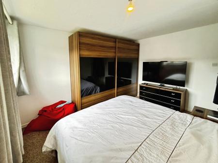 3 bedroom Terraced House for sale in Stag Hill, South Ham, Basingstoke, RG22