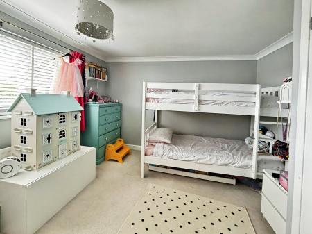 2 bedroom Terraced House for sale in Stag Hill, South Ham, Basingstoke, RG22