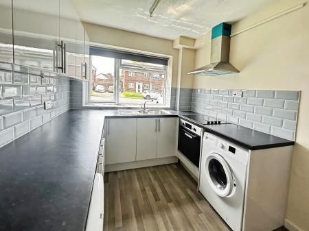 2 bedroom Maisonette to let in Penrith Road, Basingstoke, RG21