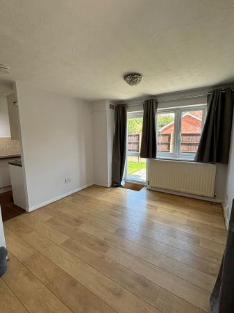 1 bedroom Cluster house to let in Lennon Way, Basingstoke, RG22