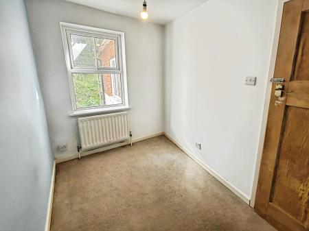 2 bedroom Terraced House for sale in Flaxfield Road, Basingstoke, RG21