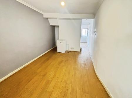 2 bedroom Terraced House for sale in Flaxfield Road, Basingstoke, RG21