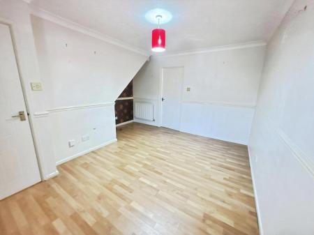 2 bedroom Semi-detached house to let in The Cornfields, Hatch Warren, Basingstoke, RG22