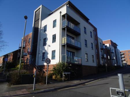 Sinclair Drive, Basingstoke, RG21