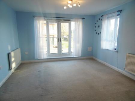 2 bedroom Flat to let in Sinclair Drive, Basingstoke, RG21