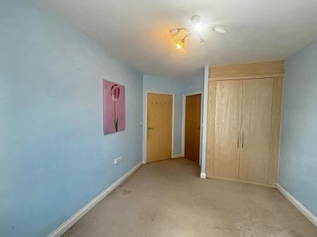 2 bedroom Flat to let in Sinclair Drive, Basingstoke, RG21