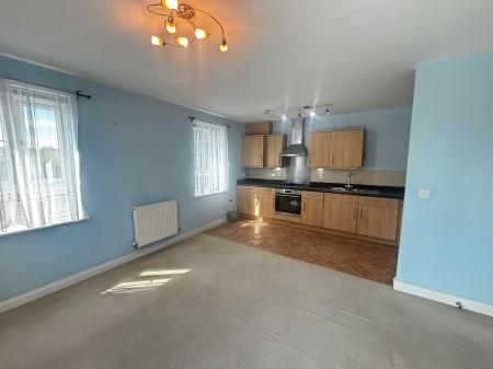 2 bedroom Flat to let in Sinclair Drive, Basingstoke, RG21