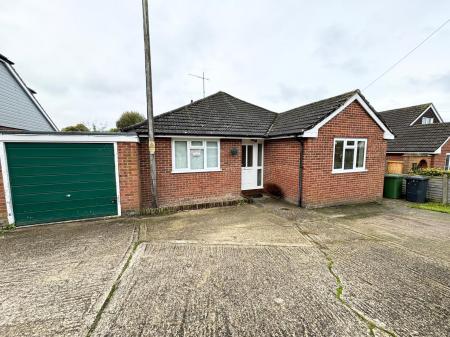 3 bedroom Bungalow to let in Kempshott Lane, Basingstoke, RG22