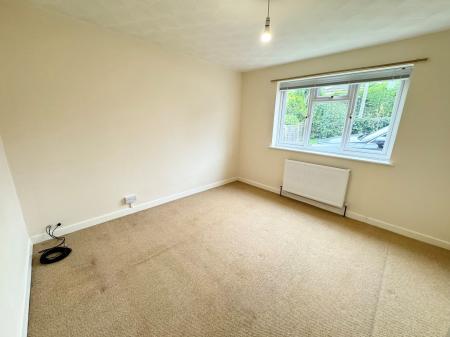 3 bedroom Bungalow to let in Kempshott Lane, Basingstoke, RG22