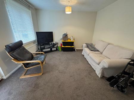 2 bedroom End of terrace house to let in Marshall gardens, Basingstoke, RG21