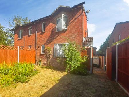 Monkswood Crescent, Tadley, RG26