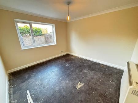 2 bedroom Ground floor maisonette to let in Wilton Place, Basingstoke, RG21
