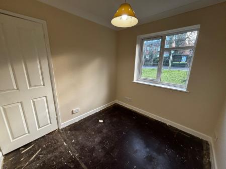 2 bedroom Ground floor maisonette to let in Wilton Place, Basingstoke, RG21