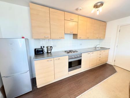 2 bedroom Flat to let in Alencon Link, Town Centre, Basingstoke, RG21