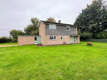 Greatfield Farm House, Basingstoke, RG24
