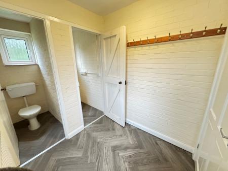 3 bedroom Detached house to let in Greatfield Farm House, Basingstoke, RG24