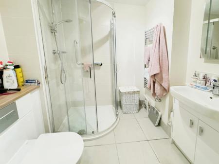 1 bedroom Flat to let in Shortwood Copse Lane, Beggarwood, Basingstoke, RG23