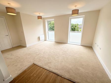 1 bedroom Flat to let in New Road, Tadley, RG26