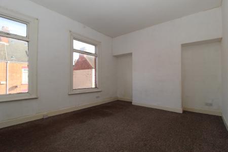 2 bedroom Terraced House for sale in Brazil Street, Hull, HU9