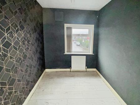 3 bedroom Terraced House for sale in Southcoates Lane, Hull, HU9