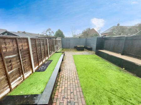 3 bedroom Terraced House for sale in Southcoates Lane, Hull, HU9