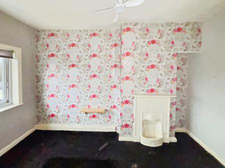 3 bedroom Terraced House for sale in Southcoates Lane, Hull, HU9