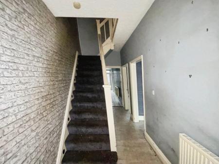 3 bedroom Terraced House for sale in Southcoates Lane, Hull, HU9