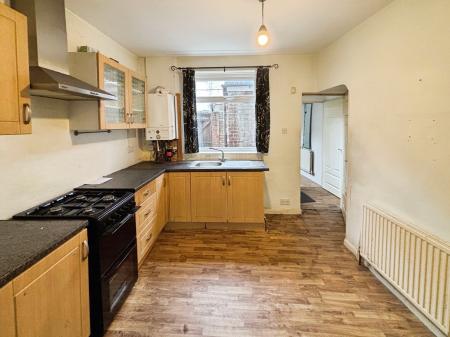 2 bedroom End of terrace house for sale in St Augustines Avenue, Princes Road, Hull, HU5