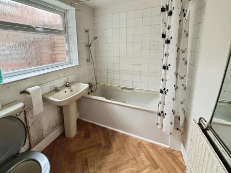 2 bedroom End of terrace house for sale in St Augustines Avenue, Princes Road, Hull, HU5