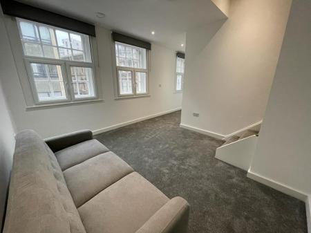 1 bedroom Flat to let in 33 Lowgate, City centre, Hull, HU1