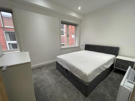 1 bedroom Flat to let in 33 Lowgate, City centre, Hull, HU1