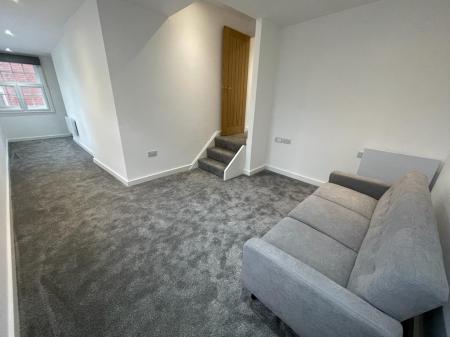1 bedroom Flat to let in 33 Lowgate, City centre, Hull, HU1