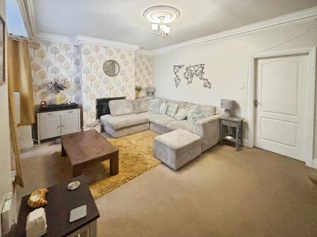 3 bedroom Terraced House for sale in Etherington Road, Hull, HU6