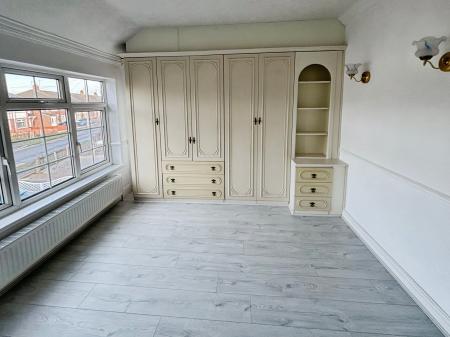 2 bedroom Terraced House for sale in Bristol Road, Hull, HU5