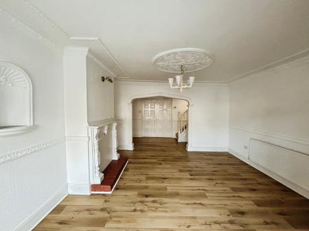 2 bedroom Terraced House for sale in Bristol Road, Hull, HU5