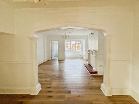 2 bedroom Terraced House for sale in Bristol Road, Hull, HU5