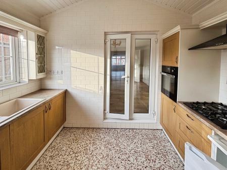 2 bedroom Terraced House for sale in Bristol Road, Hull, HU5