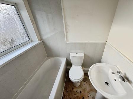 2 bedroom End of terrace house for sale in Zetland Street, Hull, HU3