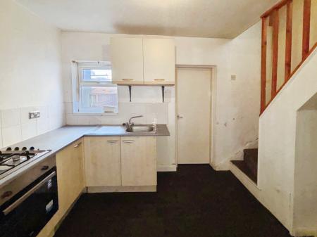 2 bedroom Terraced House for sale in Sculcoates Lane, Hull, HU5
