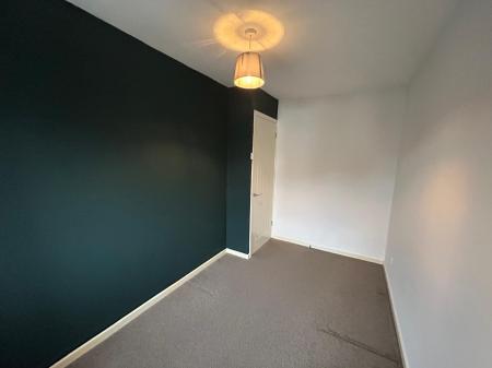 2 bedroom Terraced House to let in St Abbs Close, Victoria Dock, HU9