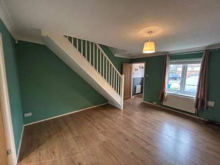 2 bedroom Terraced House to let in St Abbs Close, Victoria Dock, HU9