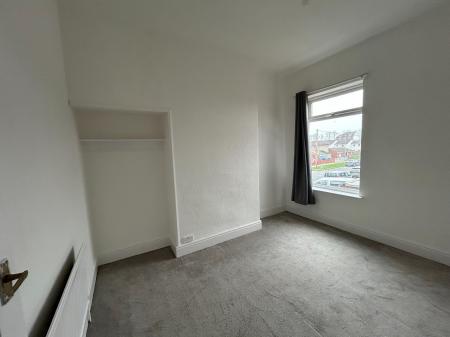 2 bedroom Terraced House to let in Division Road, Hull, HU3